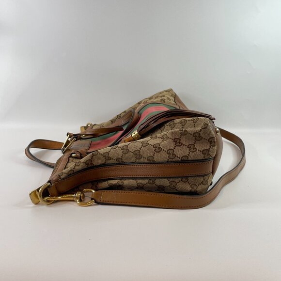 For love2calcar Gucci Brown GG Canvas 2-ways Bag sku# 85768 (gently used) - Picture 3 of 15